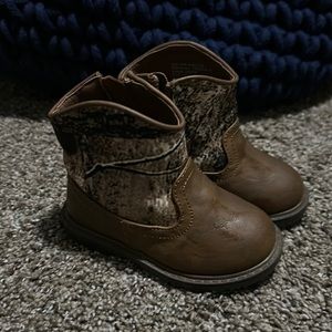 Mountain Creek Camo and Brown Boot. Infant 4